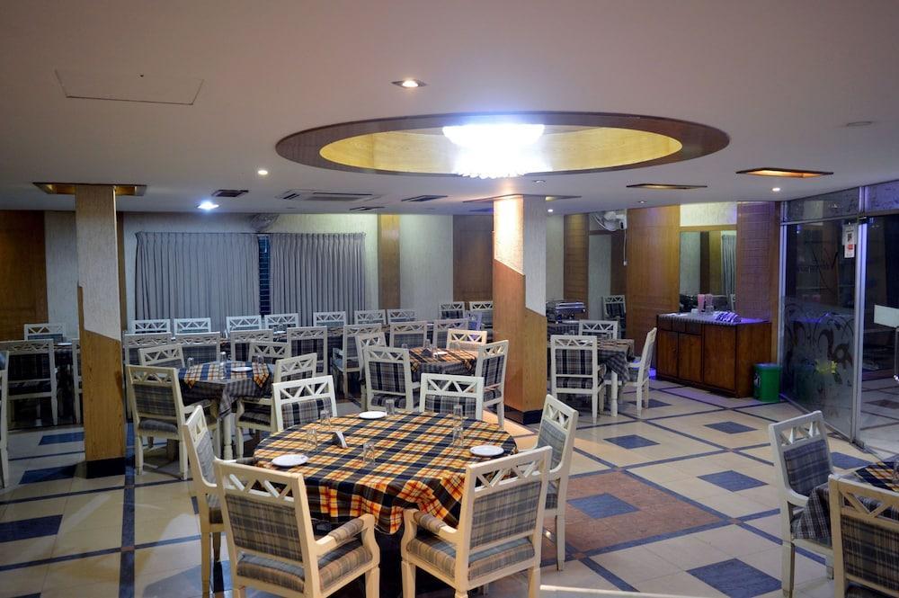 Uni Resort كوكس بازار المظهر الخارجي الصورة