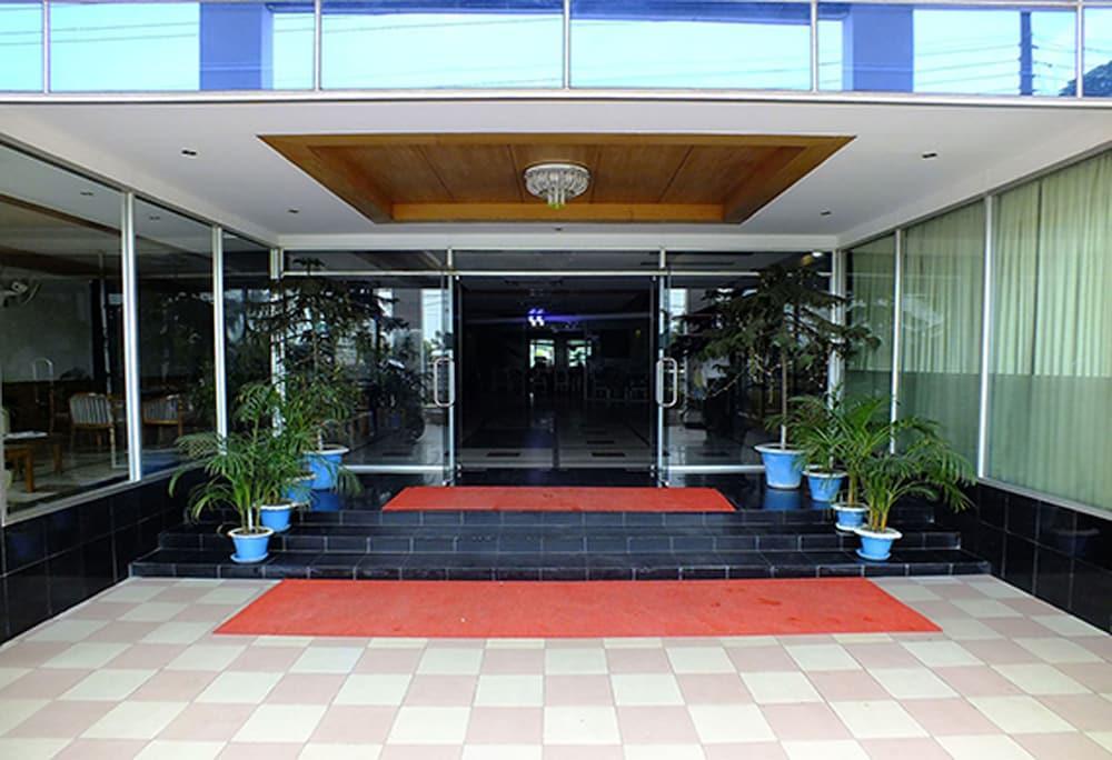 Uni Resort كوكس بازار المظهر الخارجي الصورة